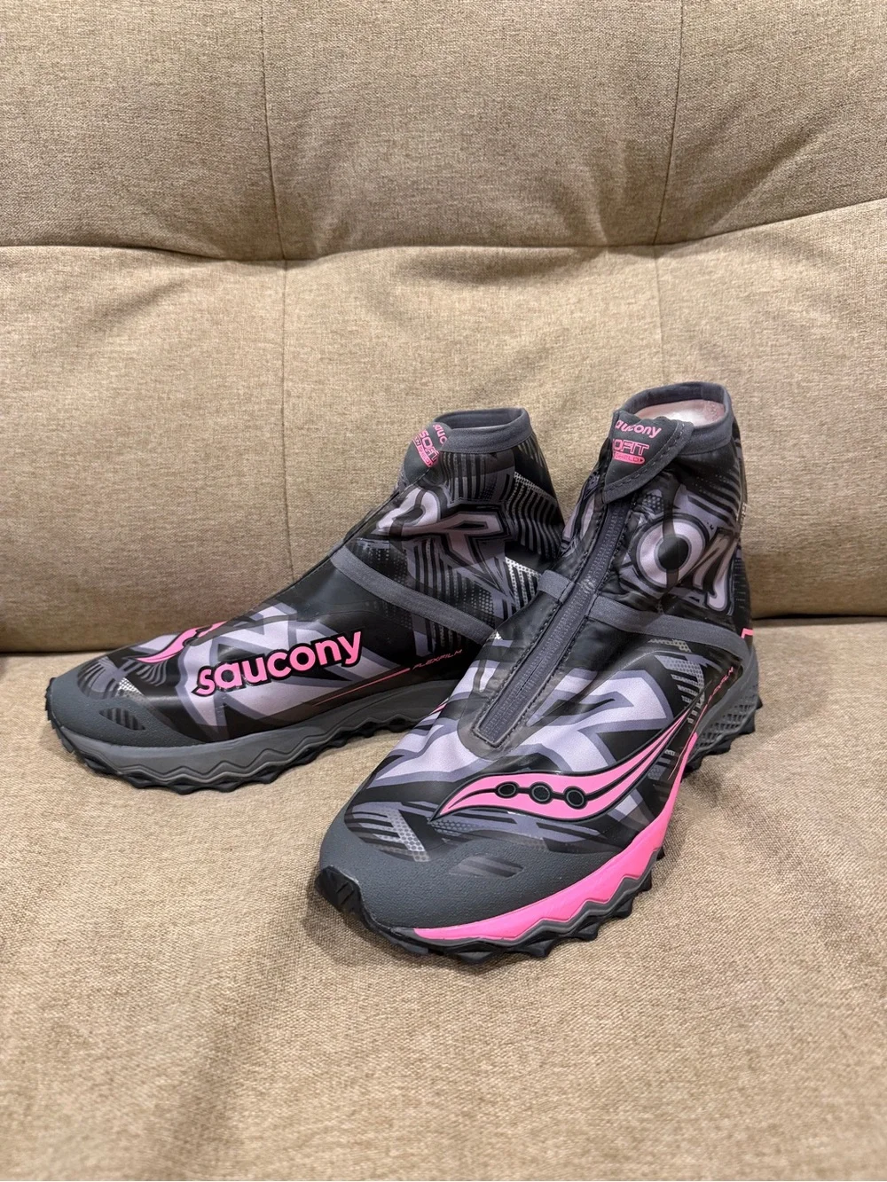 Saucony Razor Ice Plus Trail Running Shoe - Women's Shoes 9.5